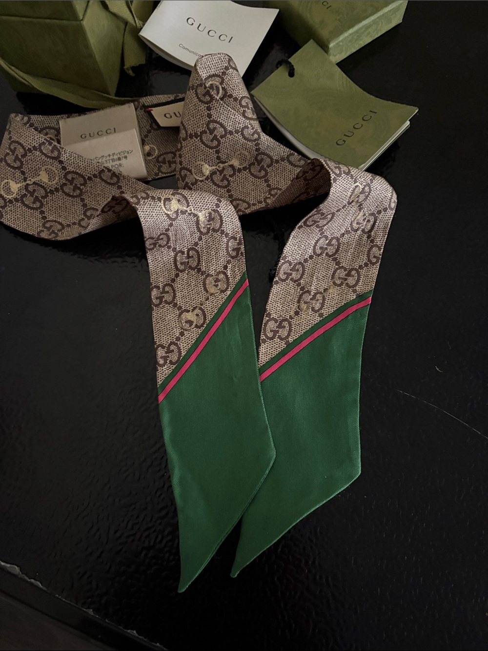 Gucci Beige GG Monogram Silk Twilly with Green and Pink Trim - Picture 2 of 4
